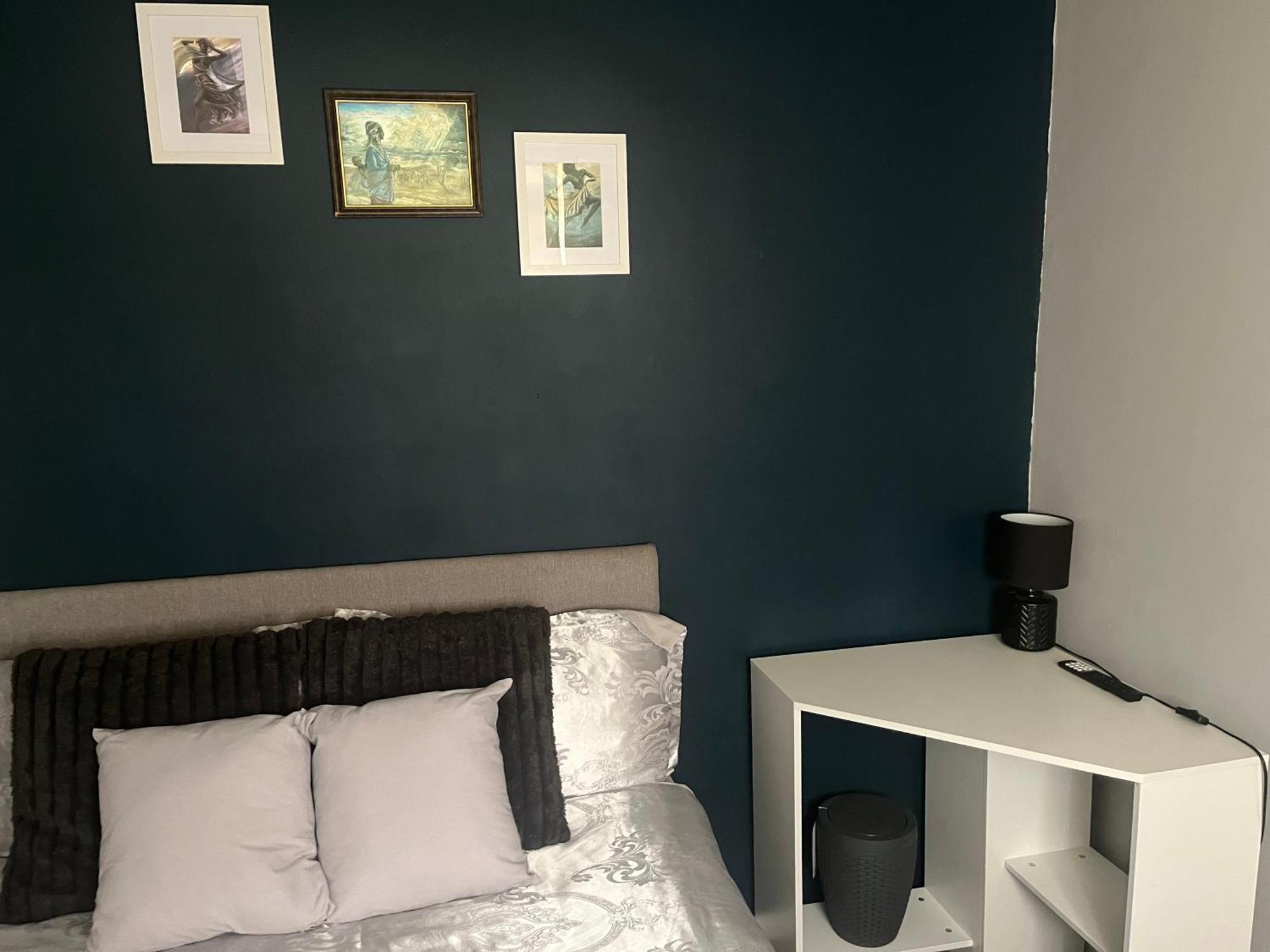 Queenomega'S Home Stay Londra Esterno foto